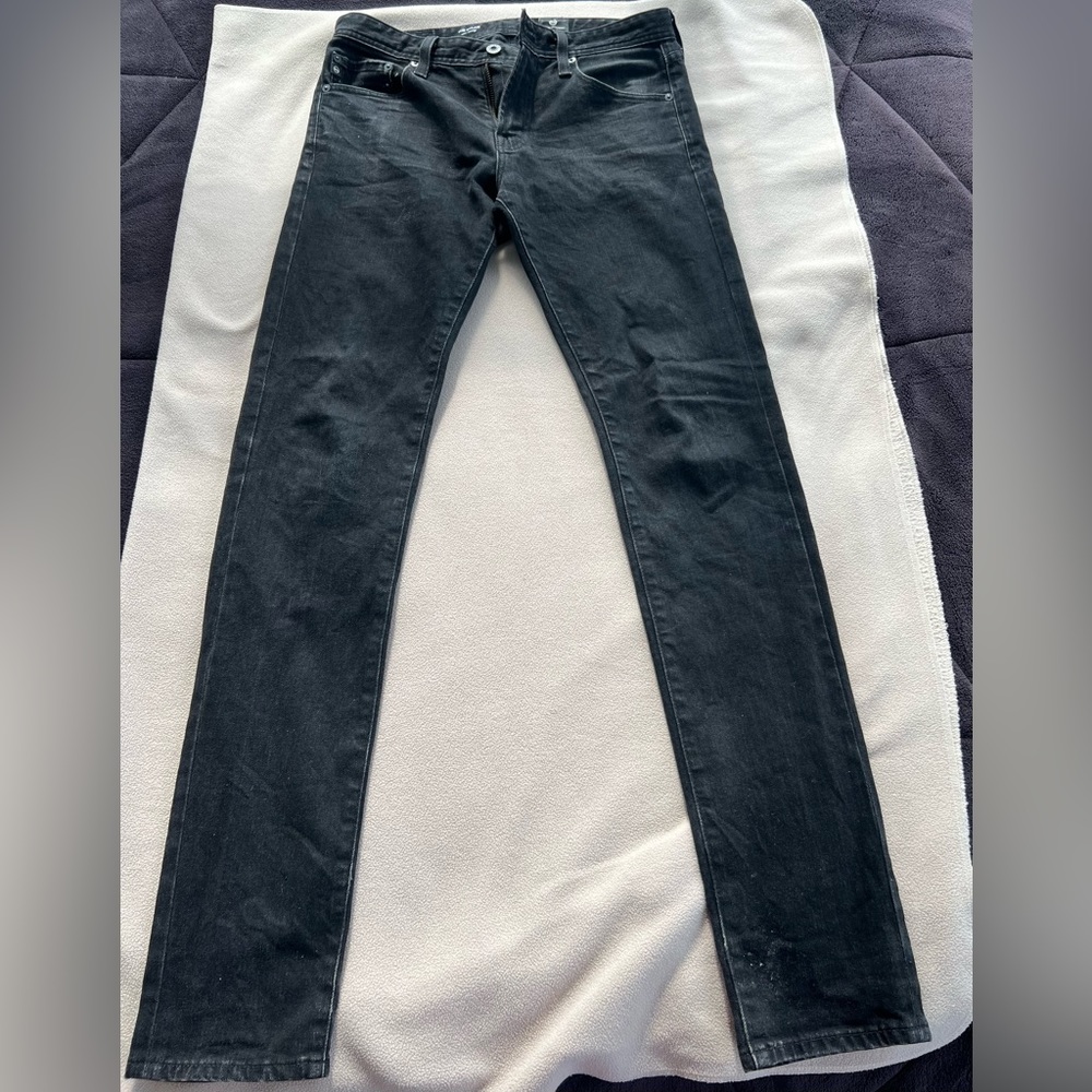AG  Men’s Dylan Slim Skinny black jeans Size 30, length 33 inches